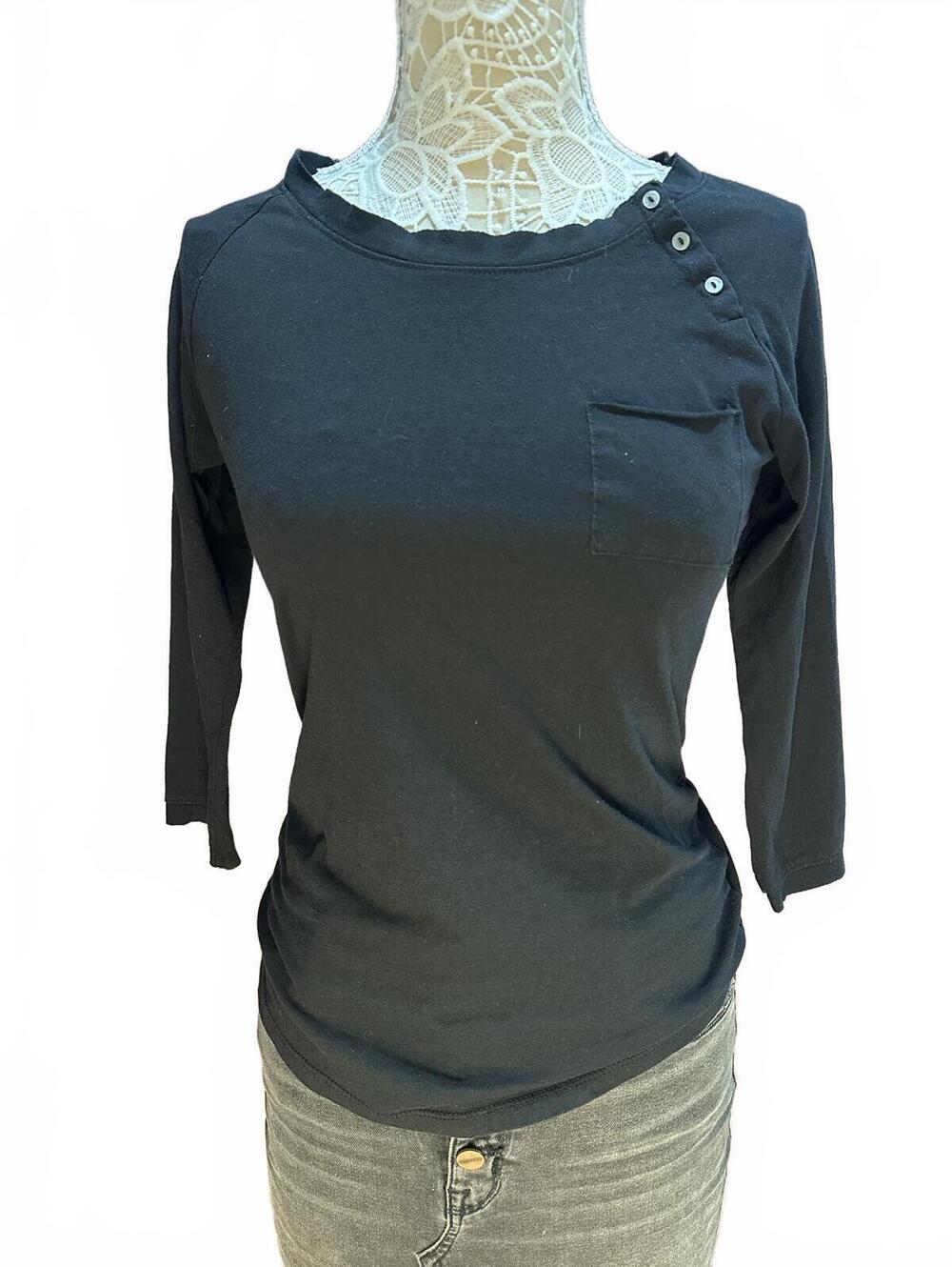 Selena Gomez Black 3 Quarter Sleeve Button Detail Top